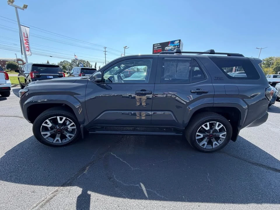 2025 Toyota 4Runner 6th Gen - Image 2 of 12