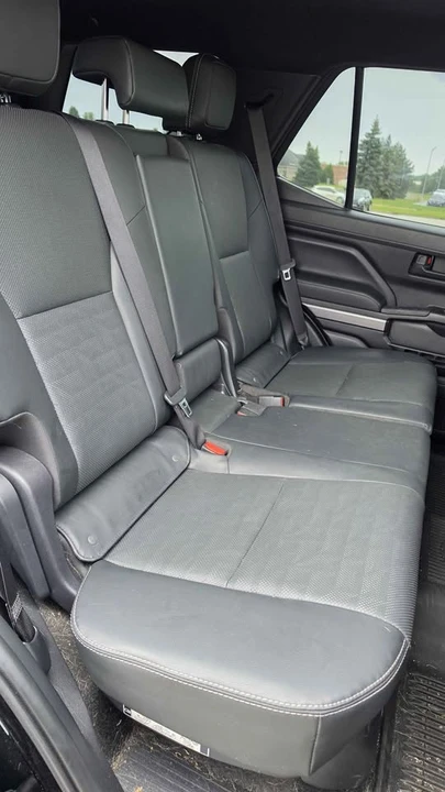 2025 Toyota 4Runner 6th Gen - Image 6 of 19