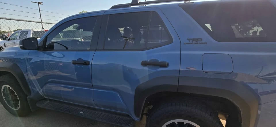 2025 Toyota 4Runner 6th Gen - Image 6 of 10