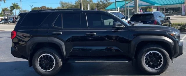 2025 Toyota 4Runner 6th Gen - Image 4 of 9