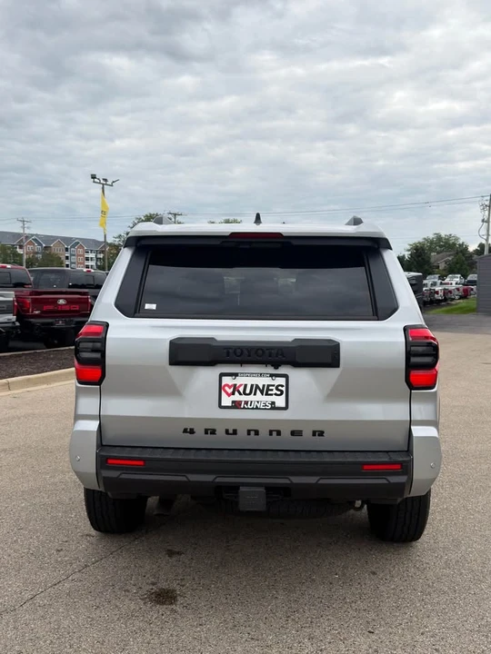 2025 Toyota 4Runner 6th Gen - Image 4 of 9