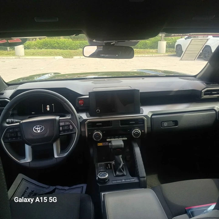 2025 Toyota 4Runner 6th Gen - Image 10 of 12
