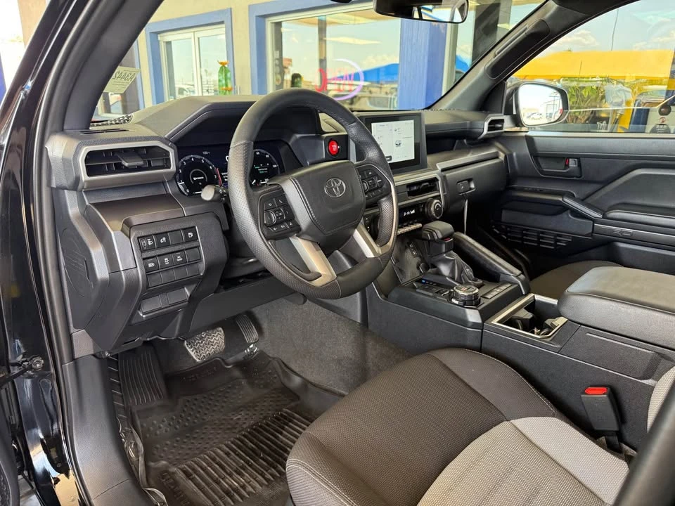 2025 Toyota 4Runner 6th Gen - Image 7 of 16