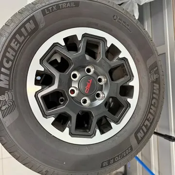 2025 Toyota 4Runner TRD Offroad Premium Hybrid