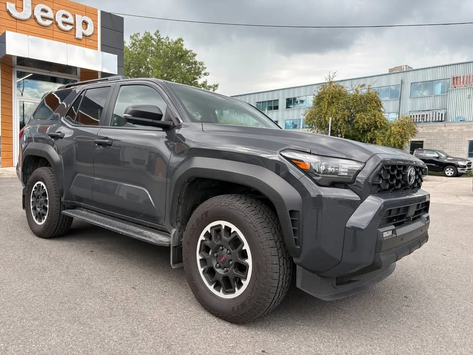 2025 Toyota 4Runner 6th Gen - Image 2 of 16