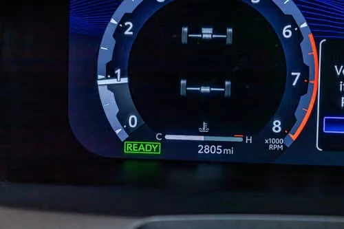 2025 Toyota 4Runner 6th Gen - Image 13 of 18