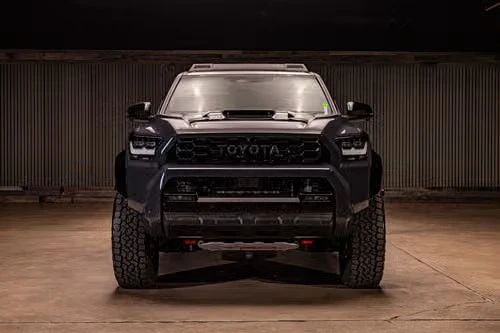 2025 Toyota 4Runner 6th Gen - Image 2 of 18