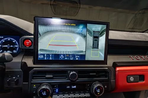 2025 Toyota 4Runner 6th Gen - Image 14 of 18