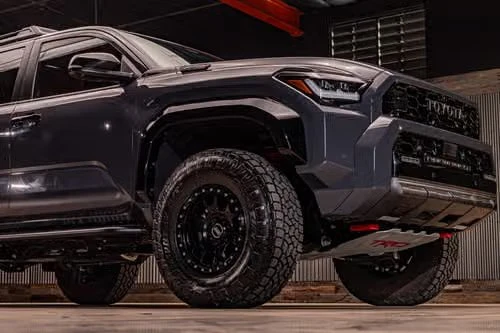 2025 Toyota 4Runner 6th Gen - Image 9 of 18