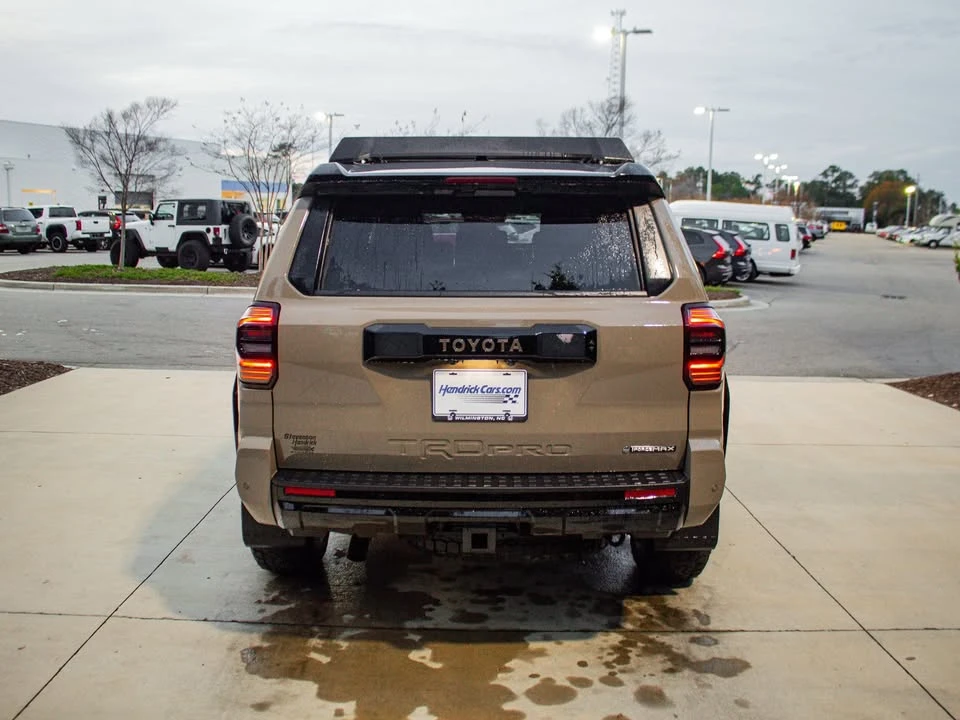 2025 Toyota 4Runner 6th Gen - Image 2 of 11