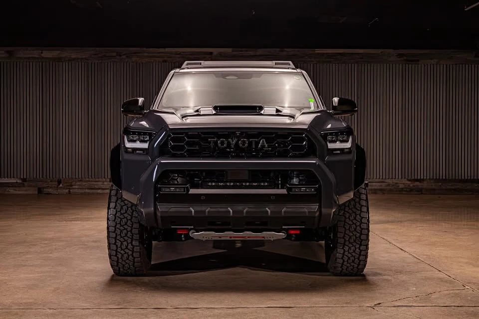 2025 Toyota 4Runner 6th Gen - Image 13 of 15