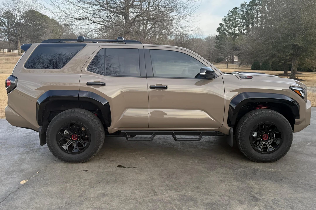 2025 Toyota 4Runner 6th Gen - Image 3 of 31