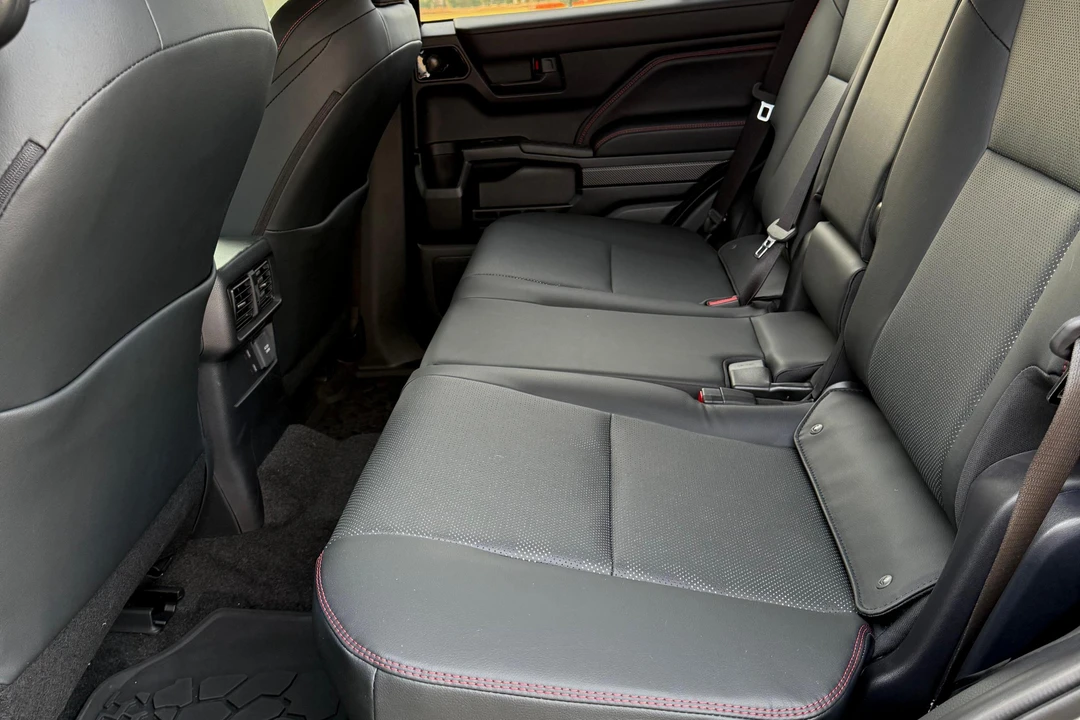 2025 Toyota 4Runner 6th Gen - Image 29 of 31