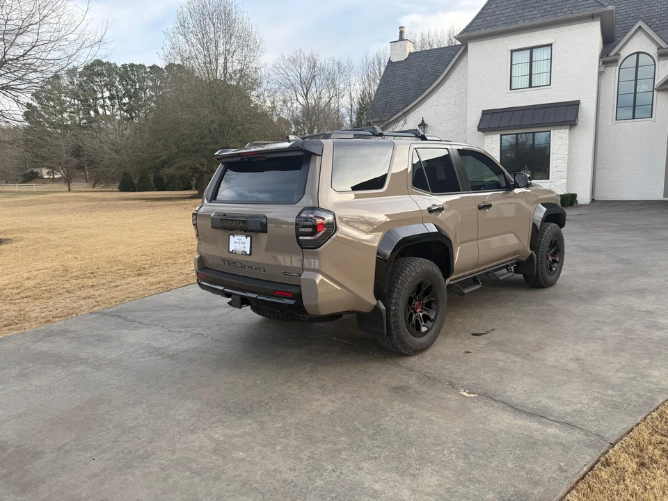 2025 Toyota 4Runner 6th Gen - Image 8 of 31