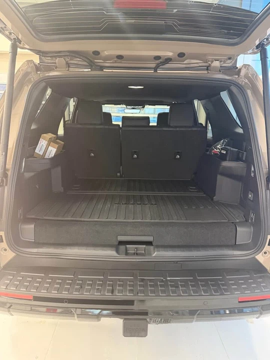 2025 Toyota 4Runner 6th Gen - Image 9 of 10
