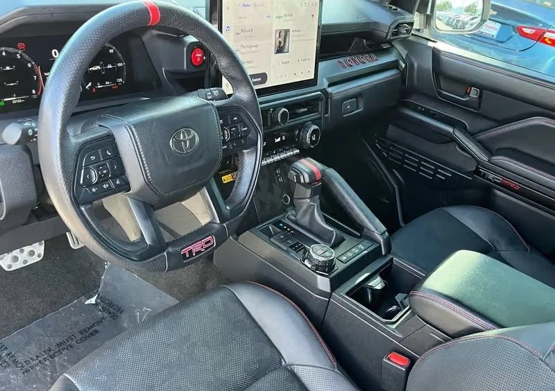 2025 Toyota 4Runner 6th Gen - Image 17 of 17