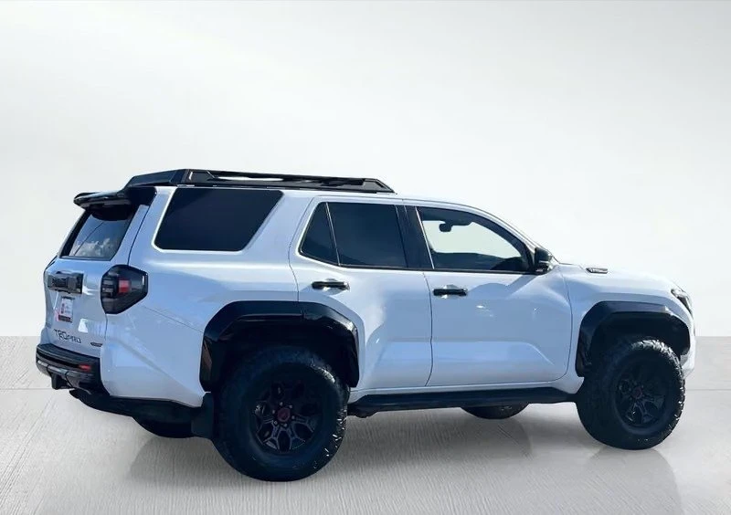 2025 Toyota 4Runner 6th Gen - Image 4 of 17