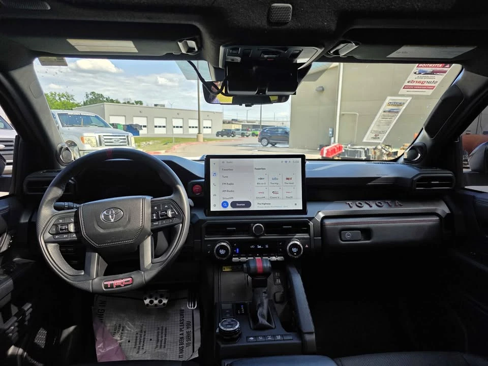 2025 Toyota 4Runner 6th Gen - Image 9 of 14