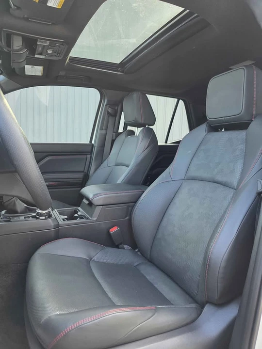 2025 Toyota 4Runner 6th Gen - Image 10 of 14