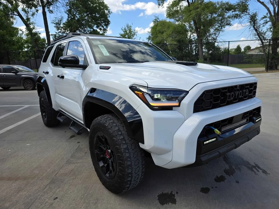 2025 Toyota 4Runner 6th Gen - Image 3 of 14