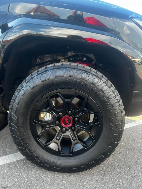 2025 Toyota 4Runner 6th Gen - Image 3 of 8
