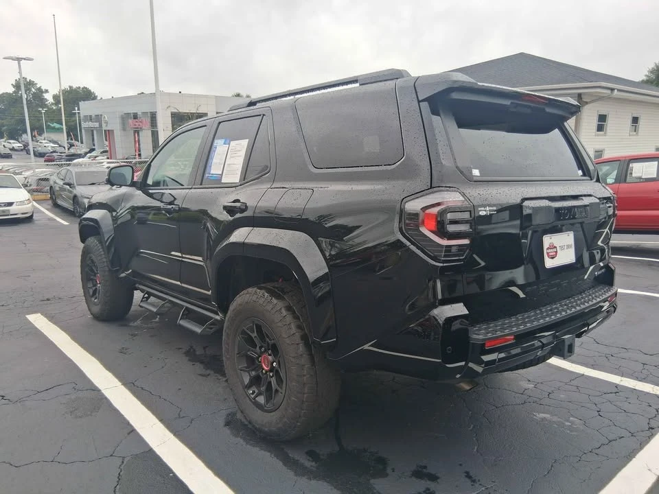 2025 Toyota 4Runner 6th Gen - Image 2 of 9