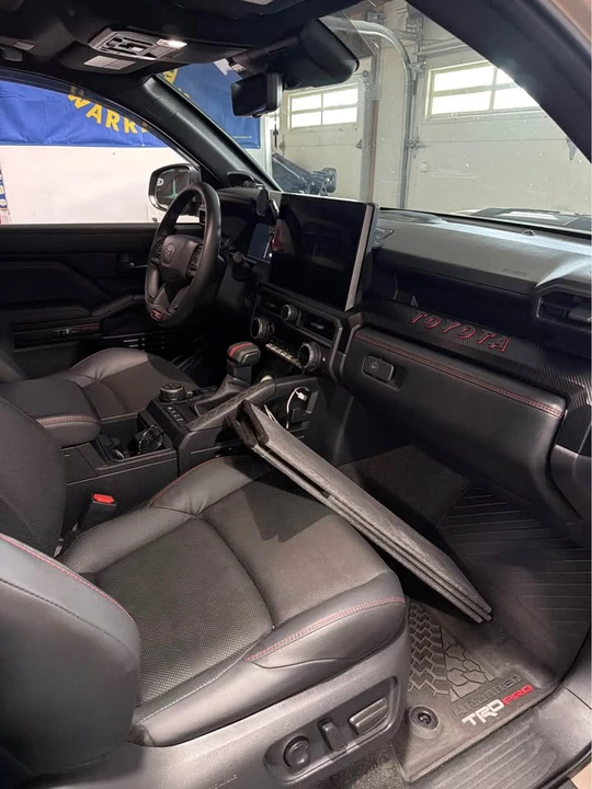 2025 Toyota 4Runner 6th Gen - Image 7 of 12