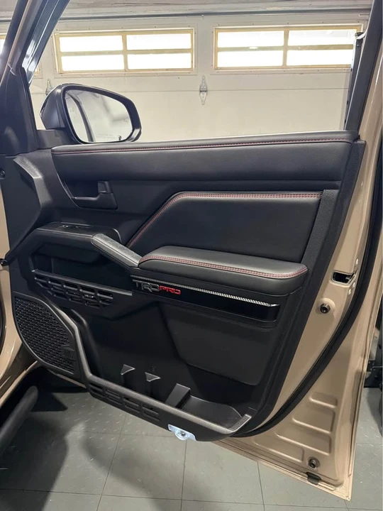 2025 Toyota 4Runner 6th Gen - Image 8 of 12