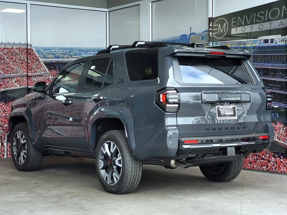 2025 Toyota 4Runner 6th Gen - Image 5 of 12