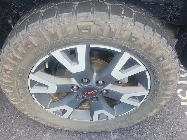 2025 Toyota 4Runner 6th Gen - Image 15 of 16