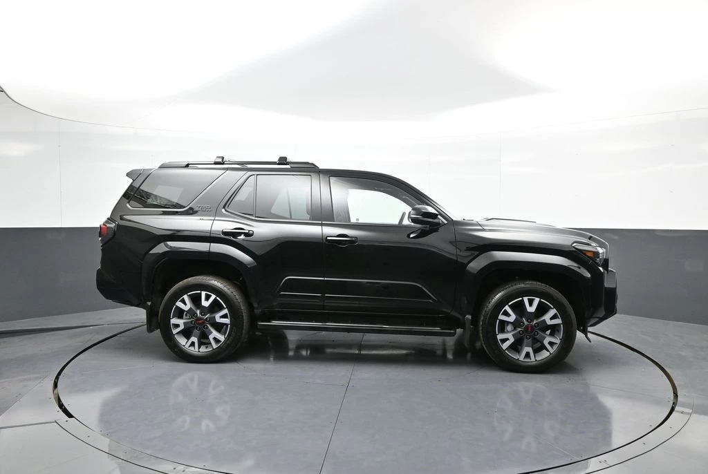 2025 Toyota 4Runner 6th Gen - Image 5 of 12