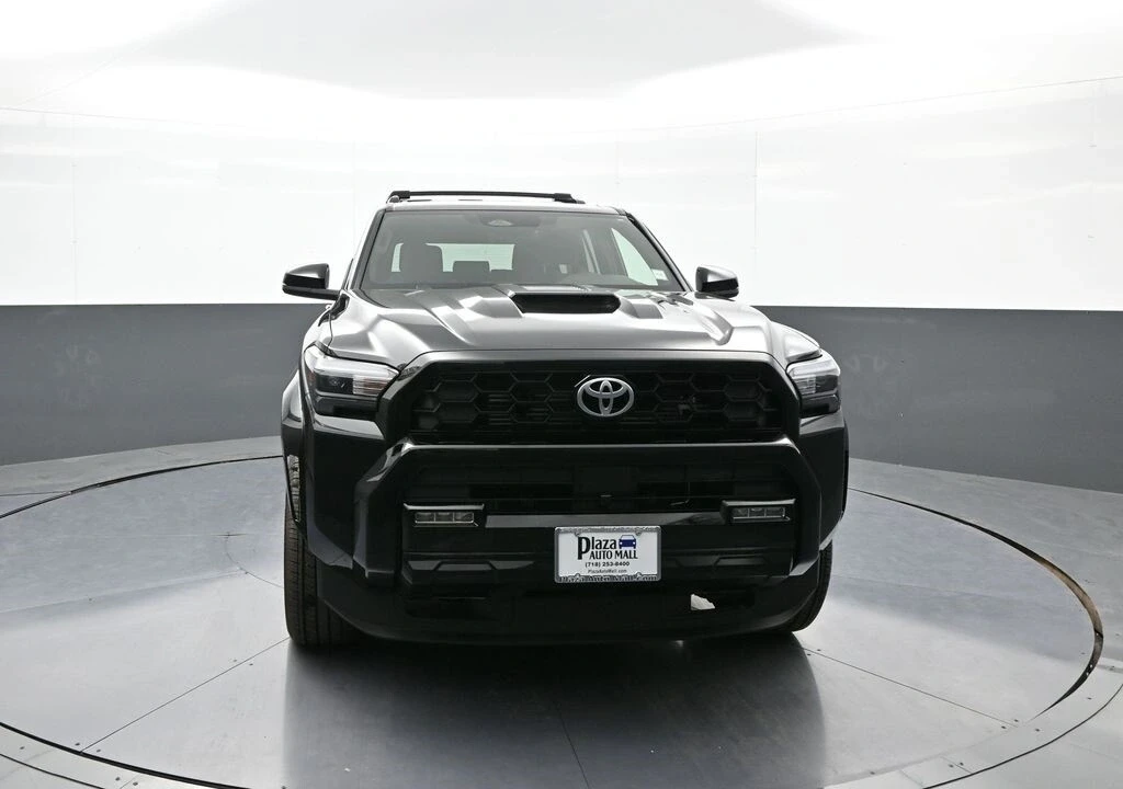 2025 Toyota 4Runner 6th Gen - Image 2 of 12
