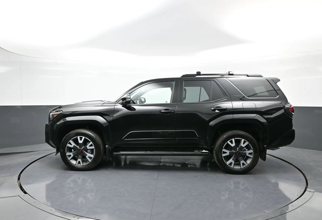 2025 Toyota 4Runner 6th Gen - Image 9 of 12
