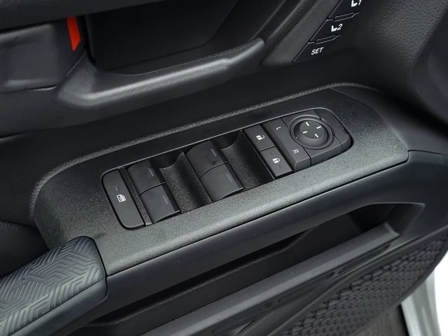 2025 Toyota 4Runner 6th Gen - Image 10 of 12