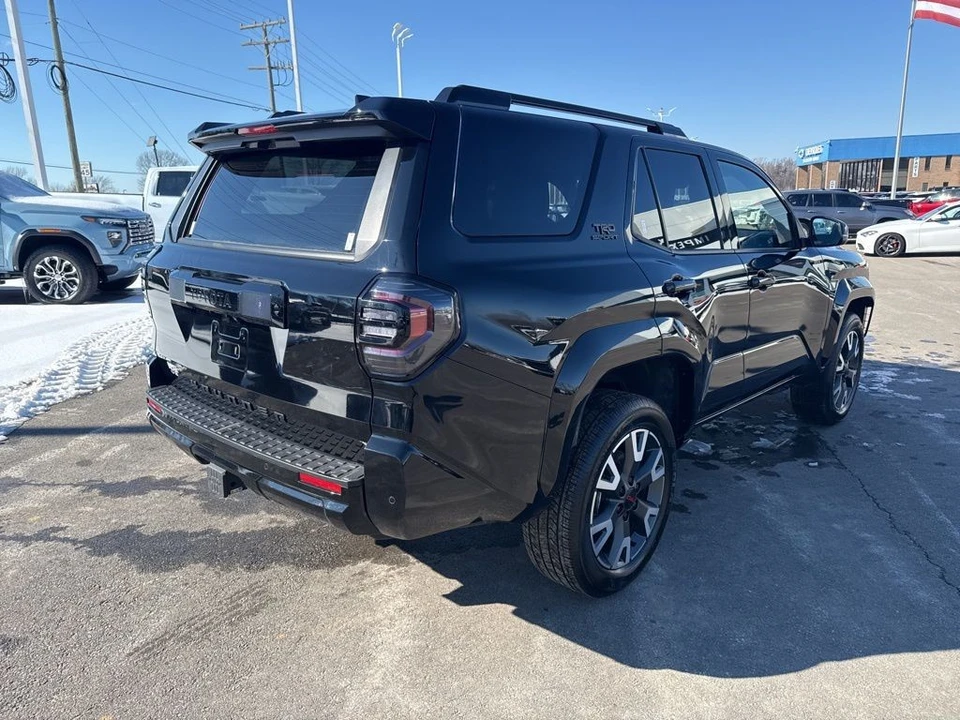 2025 Toyota 4Runner 6th Gen - Image 5 of 12