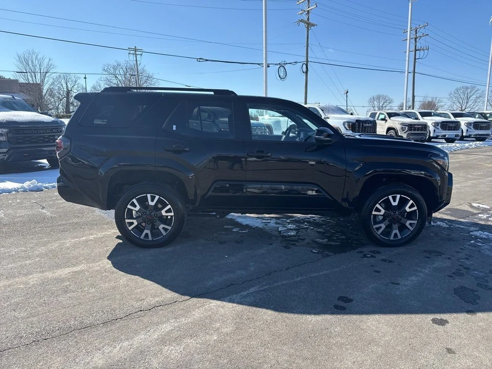 2025 Toyota 4Runner 6th Gen - Image 6 of 12