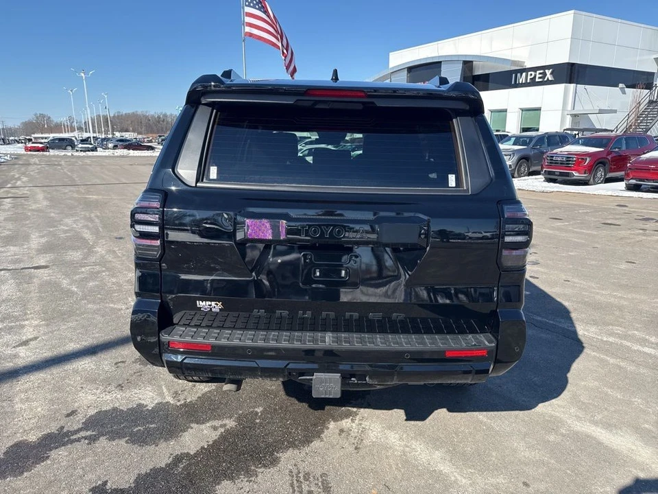 2025 Toyota 4Runner 6th Gen - Image 4 of 12