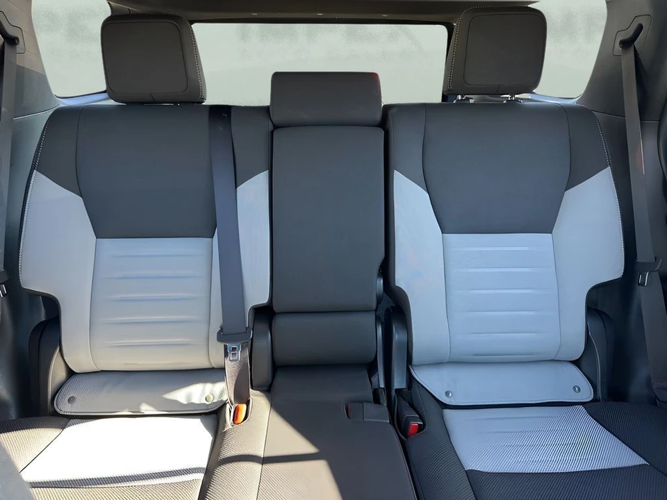 2025 Toyota 4Runner 6th Gen - Image 10 of 21