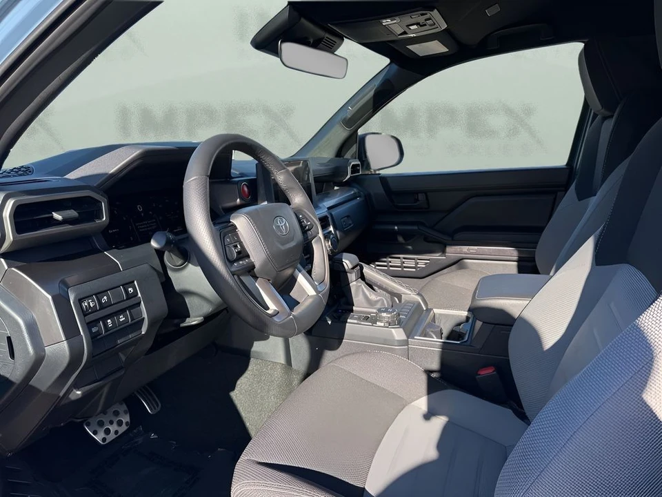 2025 Toyota 4Runner 6th Gen - Image 9 of 21