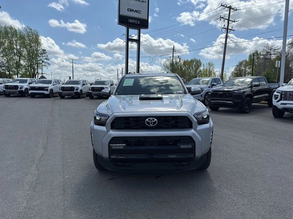 2025 Toyota 4Runner 6th Gen - Image 8 of 21