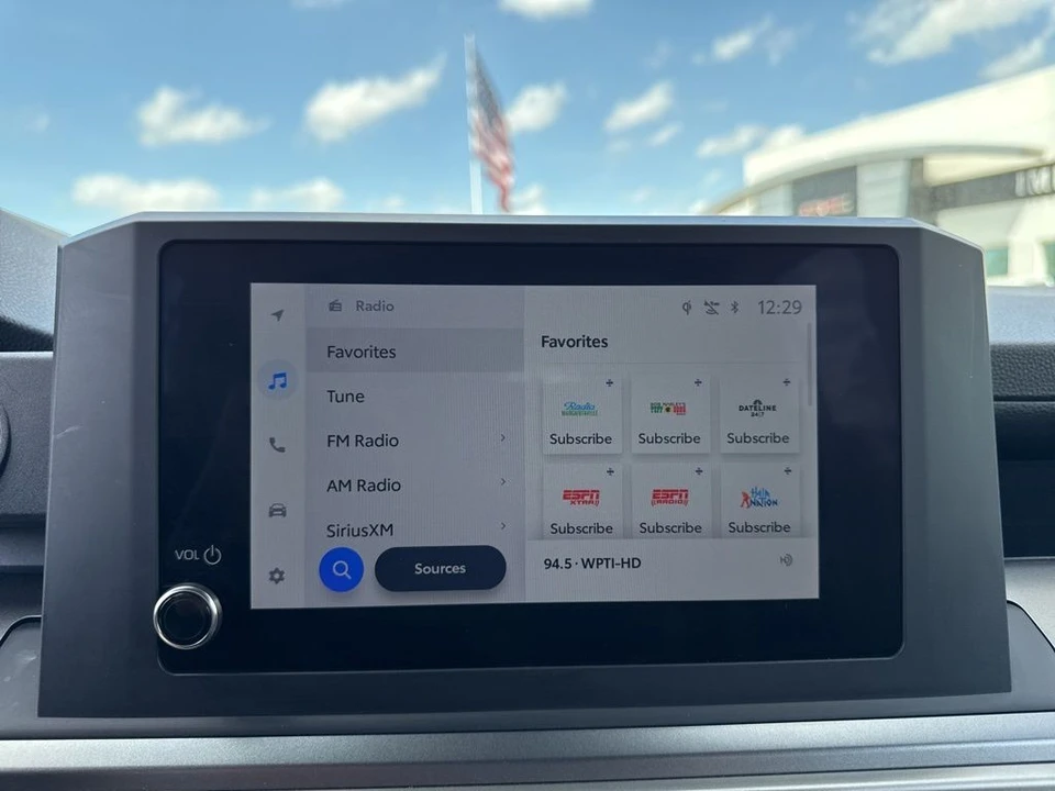 2025 Toyota 4Runner 6th Gen - Image 18 of 21