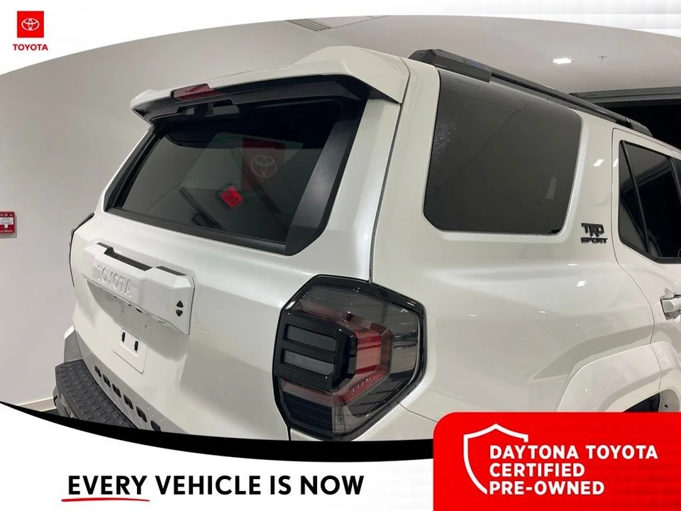 2025 Toyota 4Runner 6th Gen - Image 10 of 12