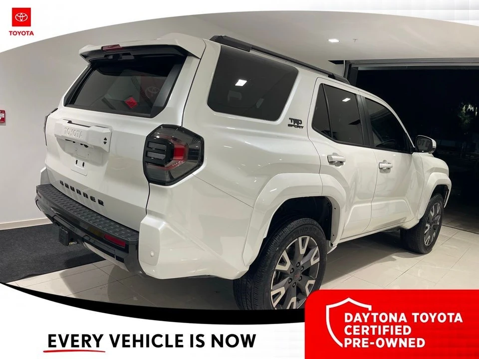 2025 Toyota 4Runner 6th Gen - Image 8 of 12