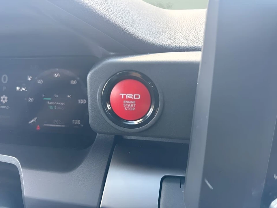 2025 Toyota 4Runner 6th Gen - Image 21 of 21