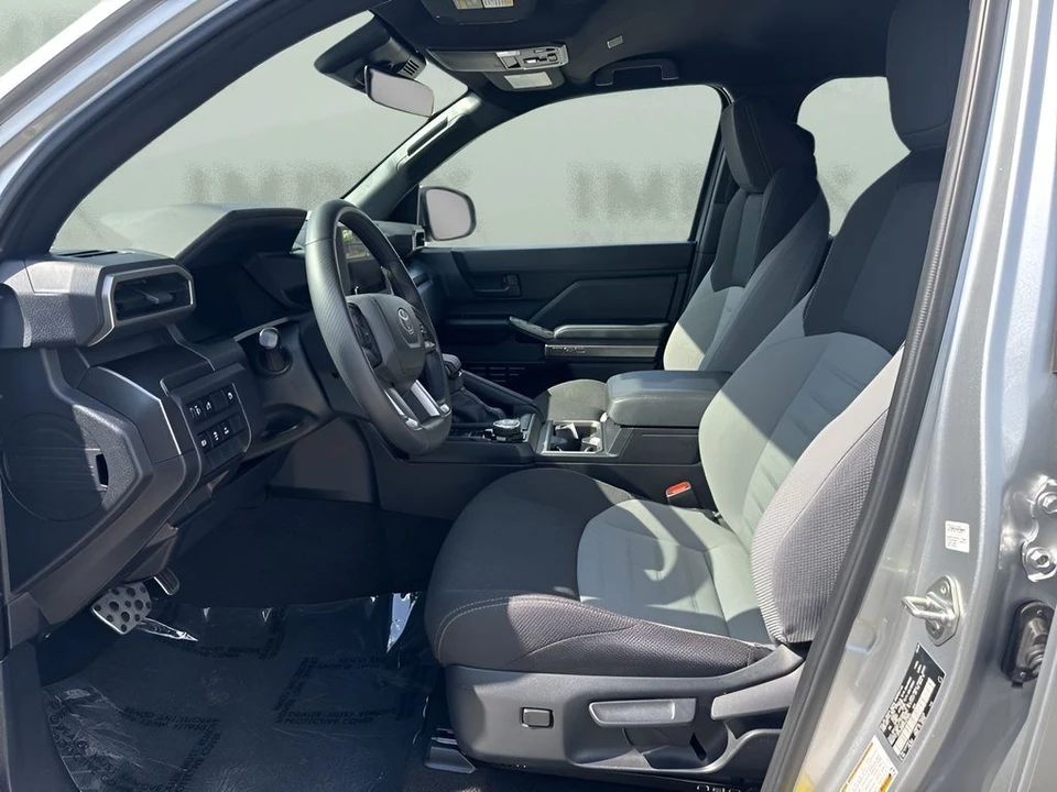 2025 Toyota 4Runner 6th Gen - Image 9 of 21