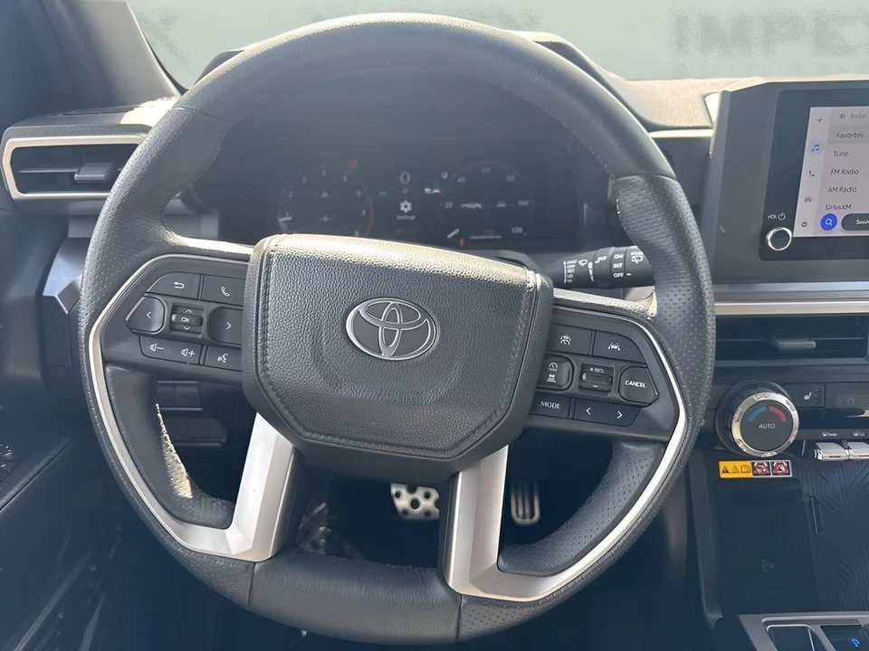 2025 Toyota 4Runner 6th Gen - Image 14 of 21