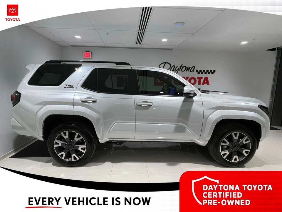 2025 Toyota 4Runner 6th Gen - Image 5 of 12