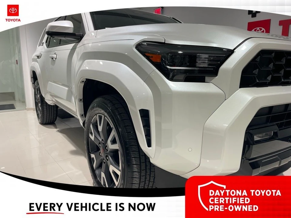 2025 Toyota 4Runner 6th Gen - Image 2 of 12