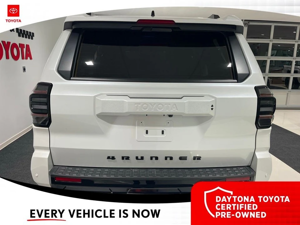 2025 Toyota 4Runner 6th Gen - Image 10 of 12