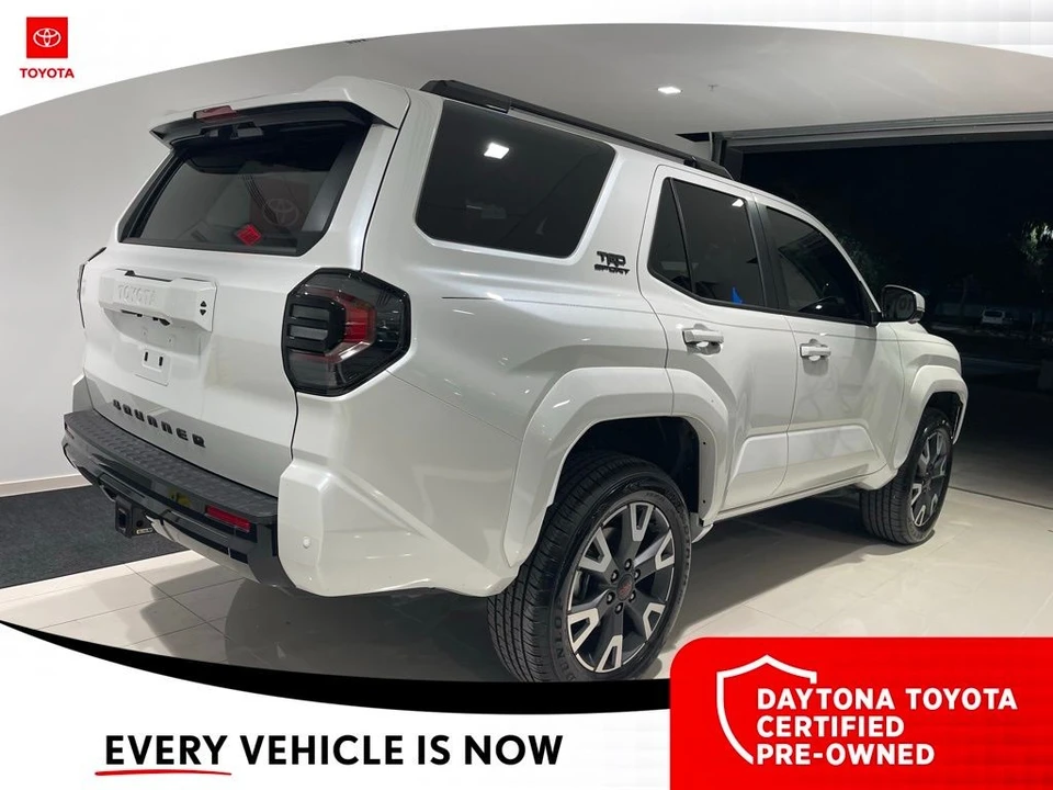 2025 Toyota 4Runner 6th Gen - Image 7 of 12